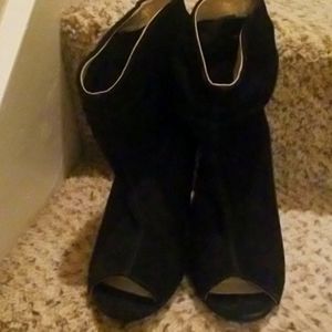 Peep toe slouch booties